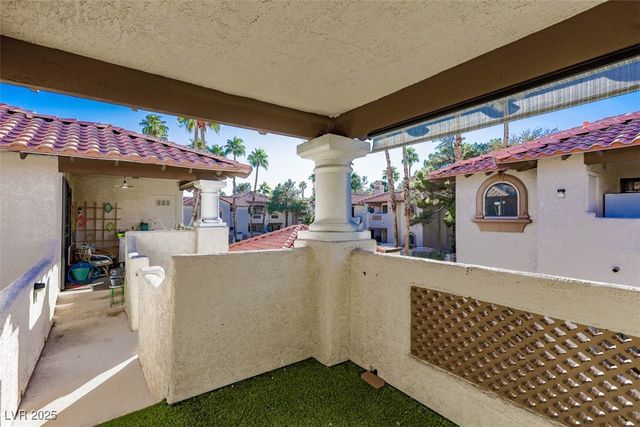 1411 Santa Margarita Street E, Las Vegas, NV 89146