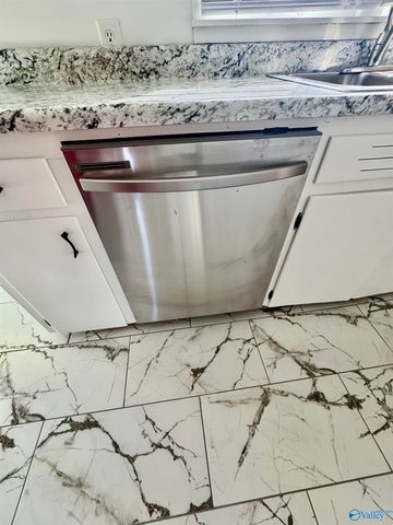 118 Pauline Drive, Hazel Green, AL 35750