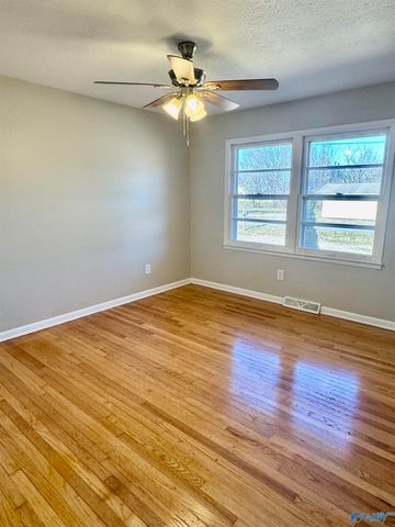 118 Pauline Drive, Hazel Green, AL 35750