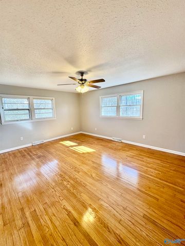 118 Pauline Drive, Hazel Green, AL 35750