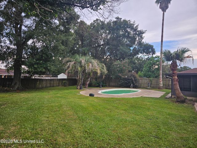 705 S Forest Avenue, Long Beach, MS 39560