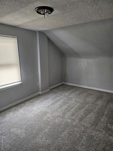 11627 Grayton Street, Detroit, MI 48224