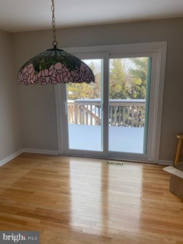 43 HUNTERS RUN, Newtown Square, PA 19073