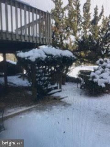 43 HUNTERS RUN, Newtown Square, PA 19073