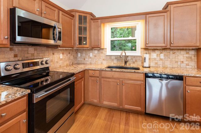 44 Deer Meadows Drive, Candler, NC 28715