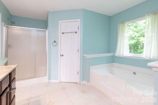 44 Deer Meadows Drive, Candler, NC 28715