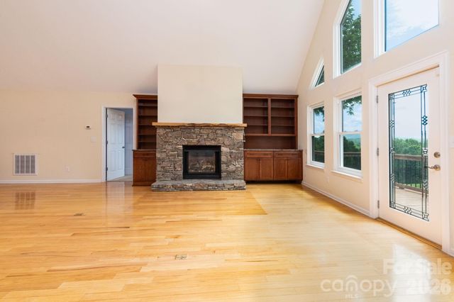 44 Deer Meadows Drive, Candler, NC 28715