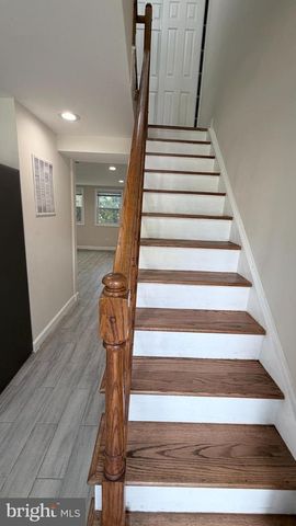 327 BIGLEY AVE, Baltimore, MD 21227