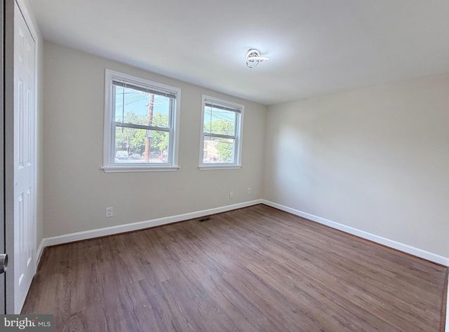 327 BIGLEY AVE, Baltimore, MD 21227