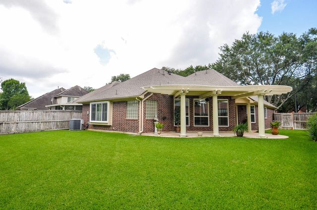 15311 Truslow Point Lane, Sugar Land, TX 77478