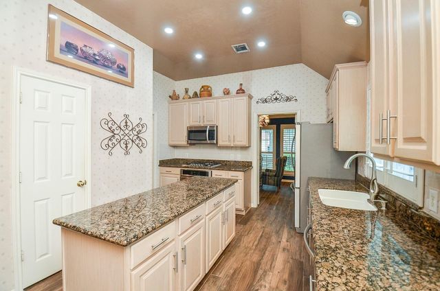 15311 Truslow Point Lane, Sugar Land, TX 77478
