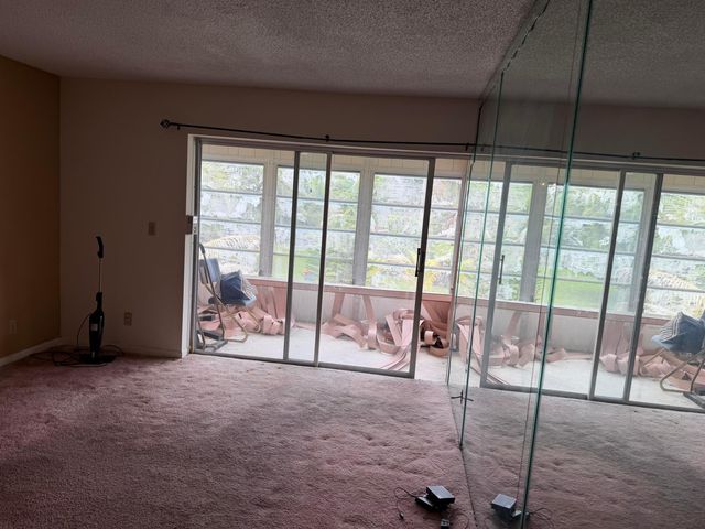 3090 NW 46th Avenue 211c, Lauderdale Lakes, FL 33313