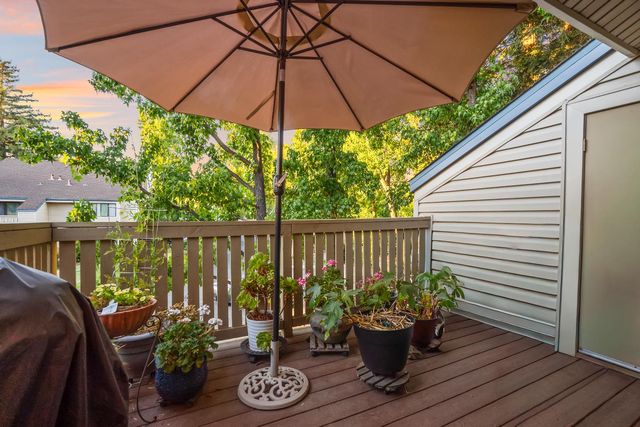 2280 Hurley Way #30, Sacramento, CA 95825