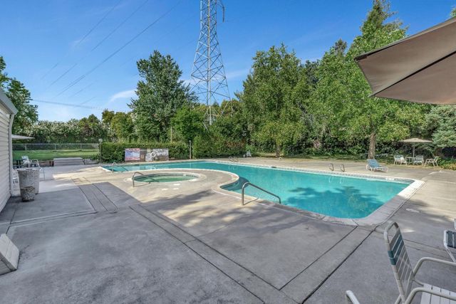 2280 Hurley Way #30, Sacramento, CA 95825