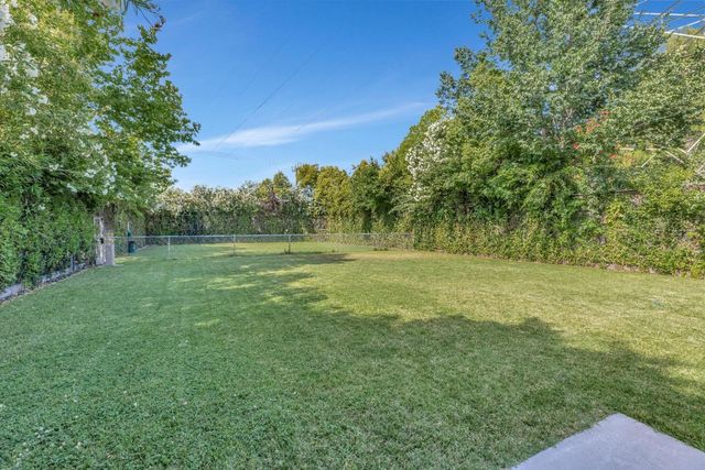 2280 Hurley Way #30, Sacramento, CA 95825