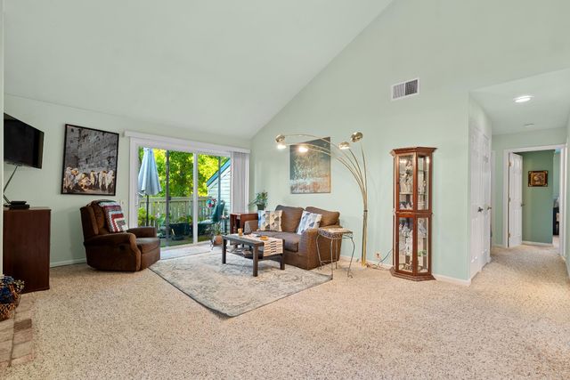 2280 Hurley Way #30, Sacramento, CA 95825