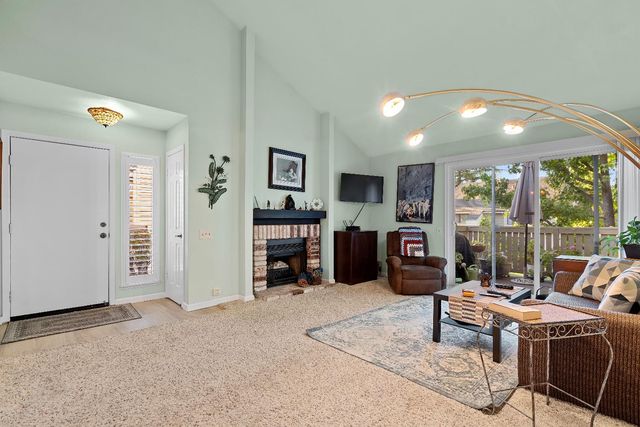 2280 Hurley Way #30, Sacramento, CA 95825