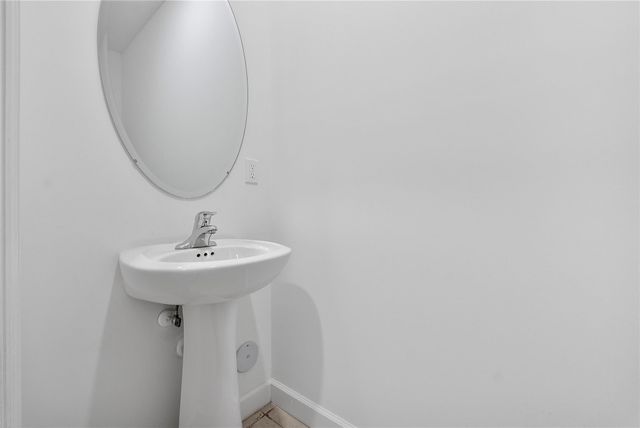 15987 SW 2nd Place 1, Pembroke Pines, FL 33027