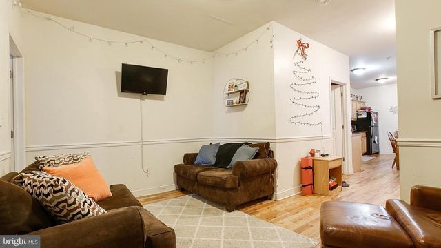 1952 N 18TH ST, Philadelphia, PA 19121