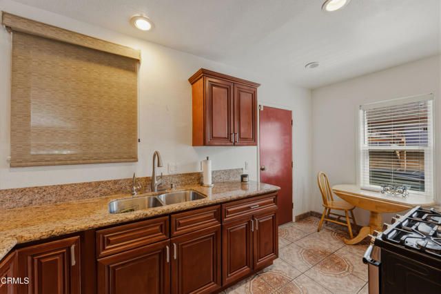 164 Harding Avenue, Oxnard, CA 93030