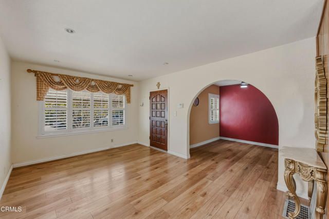 164 Harding Avenue, Oxnard, CA 93030