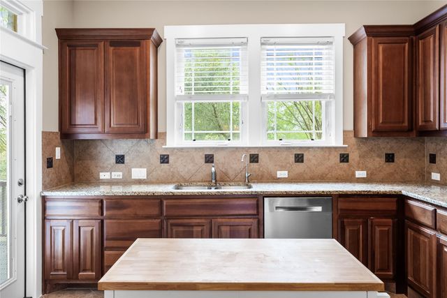 2930 Grand Oaks LOOP 1702, Cedar Park, TX 78613