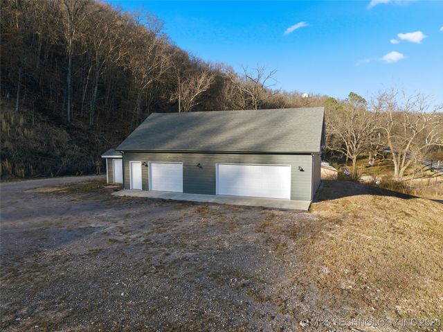 9133 Hwy 10, Tahlequah, OK 74464