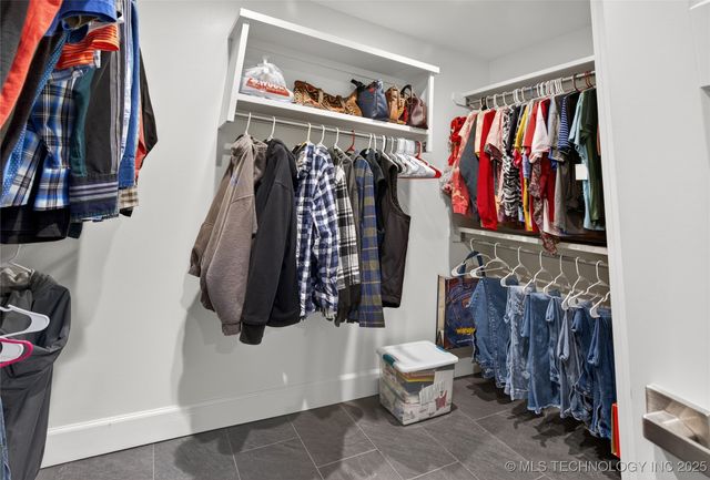 9133 Hwy 10, Tahlequah, OK 74464