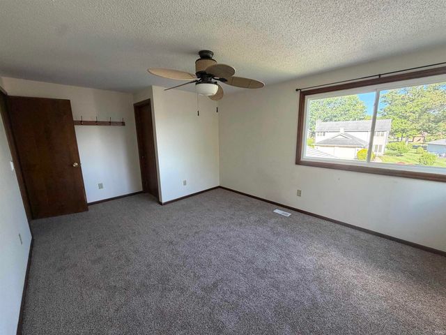 4505 Brookshire Circle, Fort Wayne, IN 46835