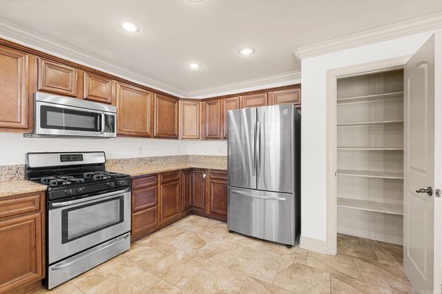 109 Danielle Cir, Maumelle, AR 72113