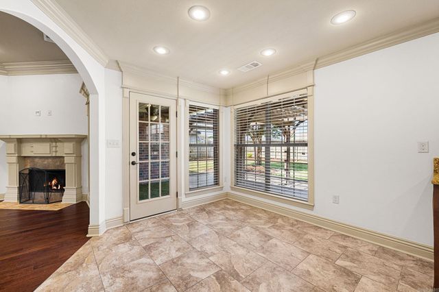 109 Danielle Cir, Maumelle, AR 72113