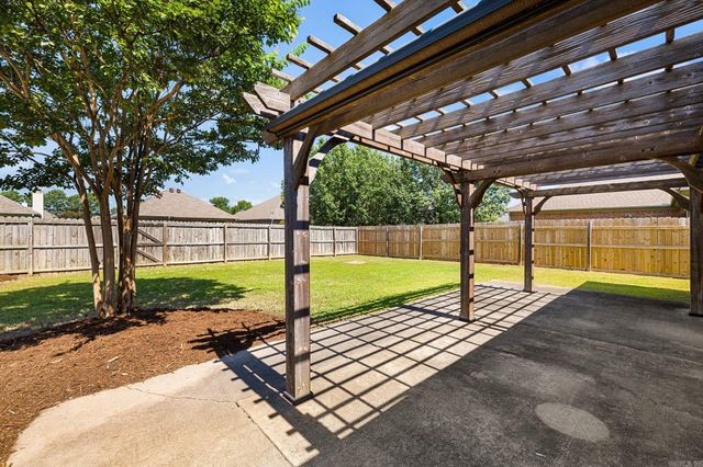 109 Danielle Cir, Maumelle, AR 72113