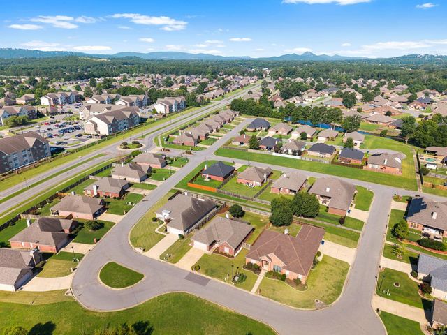 109 Danielle Cir, Maumelle, AR 72113