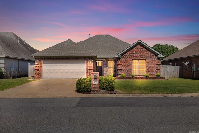 109 Danielle Cir, Maumelle, AR 72113