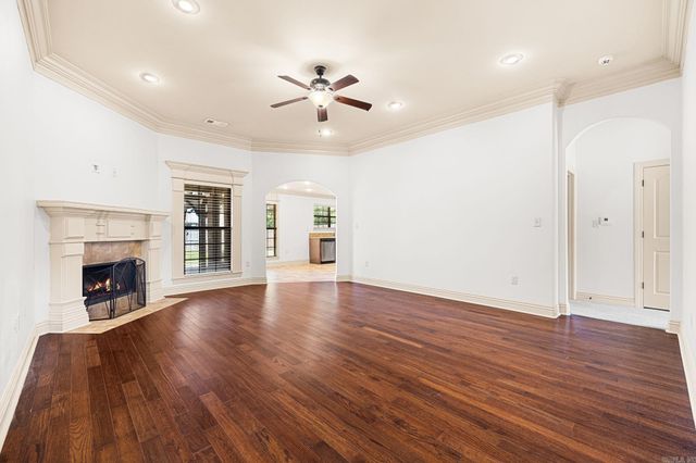109 Danielle Cir, Maumelle, AR 72113