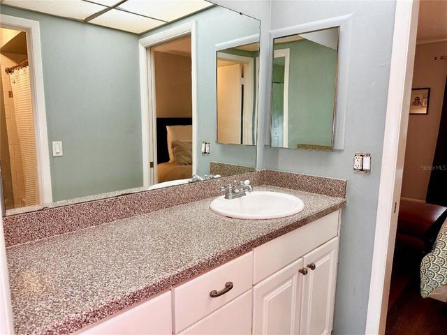 820 PARK LAKE CIRCLE 11, Maitland, FL 32751