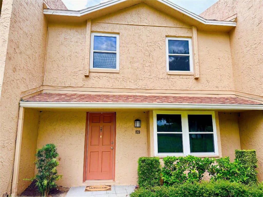 820 PARK LAKE CIRCLE 11, Maitland, FL 32751