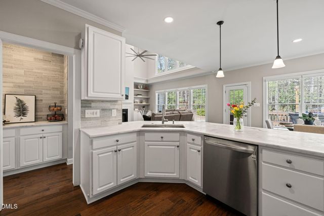 716 Stinhurst Drive, Durham, NC 27713