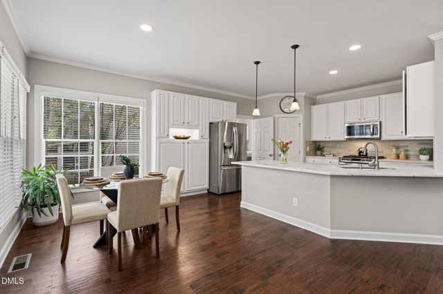 716 Stinhurst Drive, Durham, NC 27713