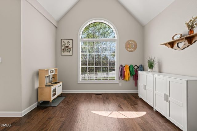 716 Stinhurst Drive, Durham, NC 27713