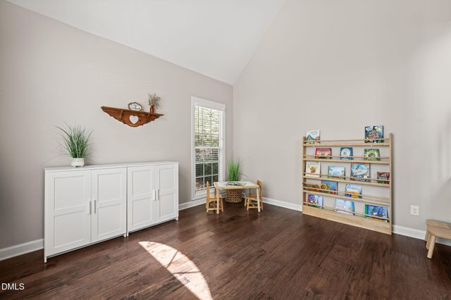 716 Stinhurst Drive, Durham, NC 27713