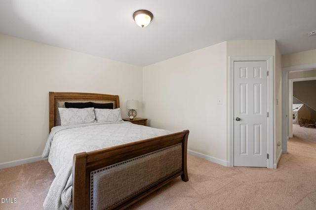 716 Stinhurst Drive, Durham, NC 27713