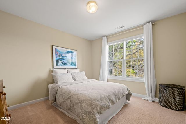 716 Stinhurst Drive, Durham, NC 27713