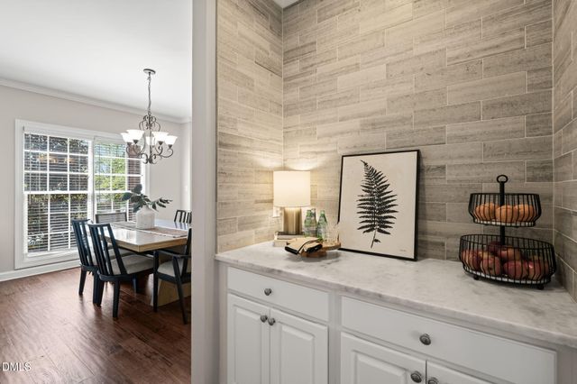 716 Stinhurst Drive, Durham, NC 27713