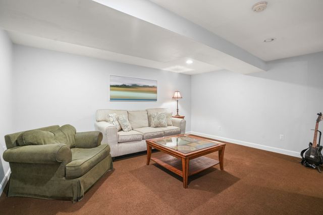55 Brook Farm Rd, Boston, MA 02132