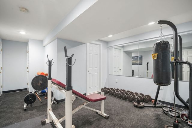 55 Brook Farm Rd, Boston, MA 02132