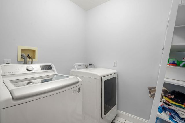 55 Brook Farm Rd, Boston, MA 02132