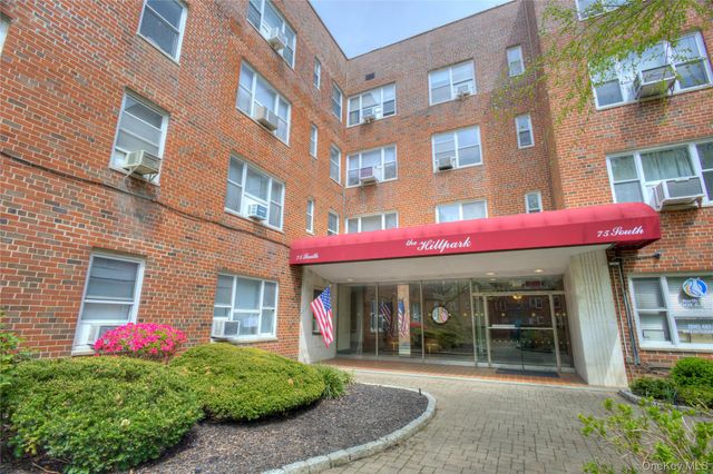 75 S Middle Neck Road 4-G, Great Neck, NY 11021