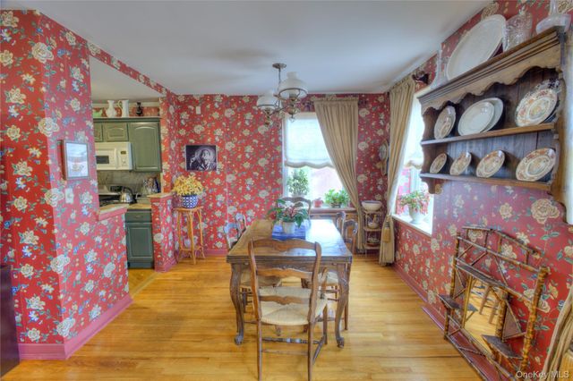 75 S Middle Neck Road 4-G, Great Neck, NY 11021