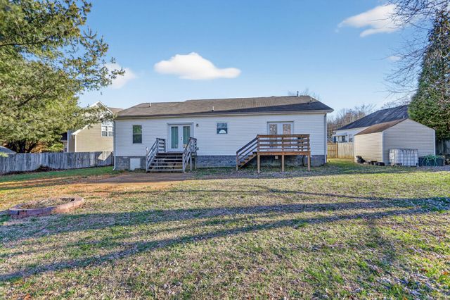 102 Cypress Ct, White House, TN 37188